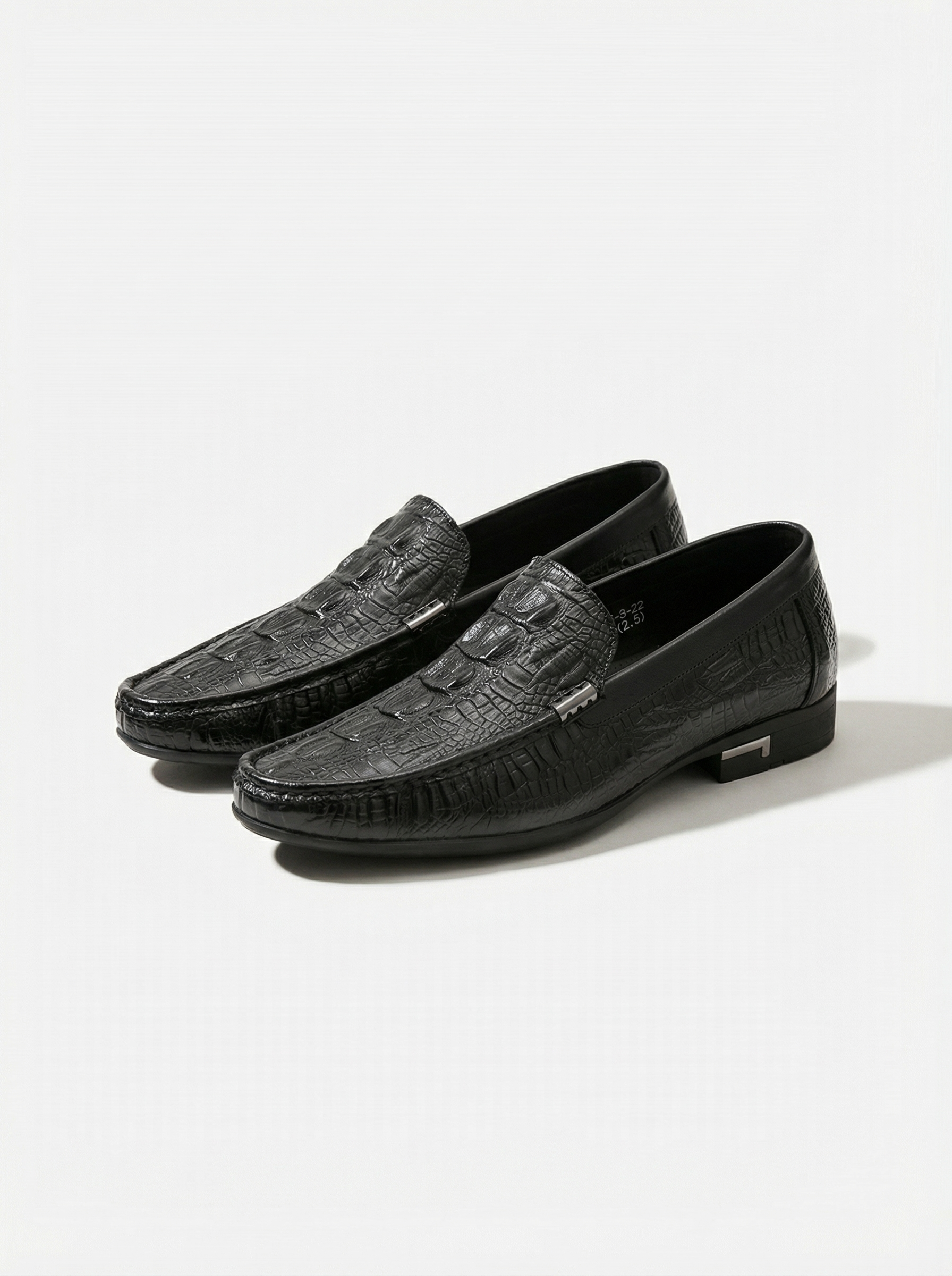 BRYZE | Leather Loafer