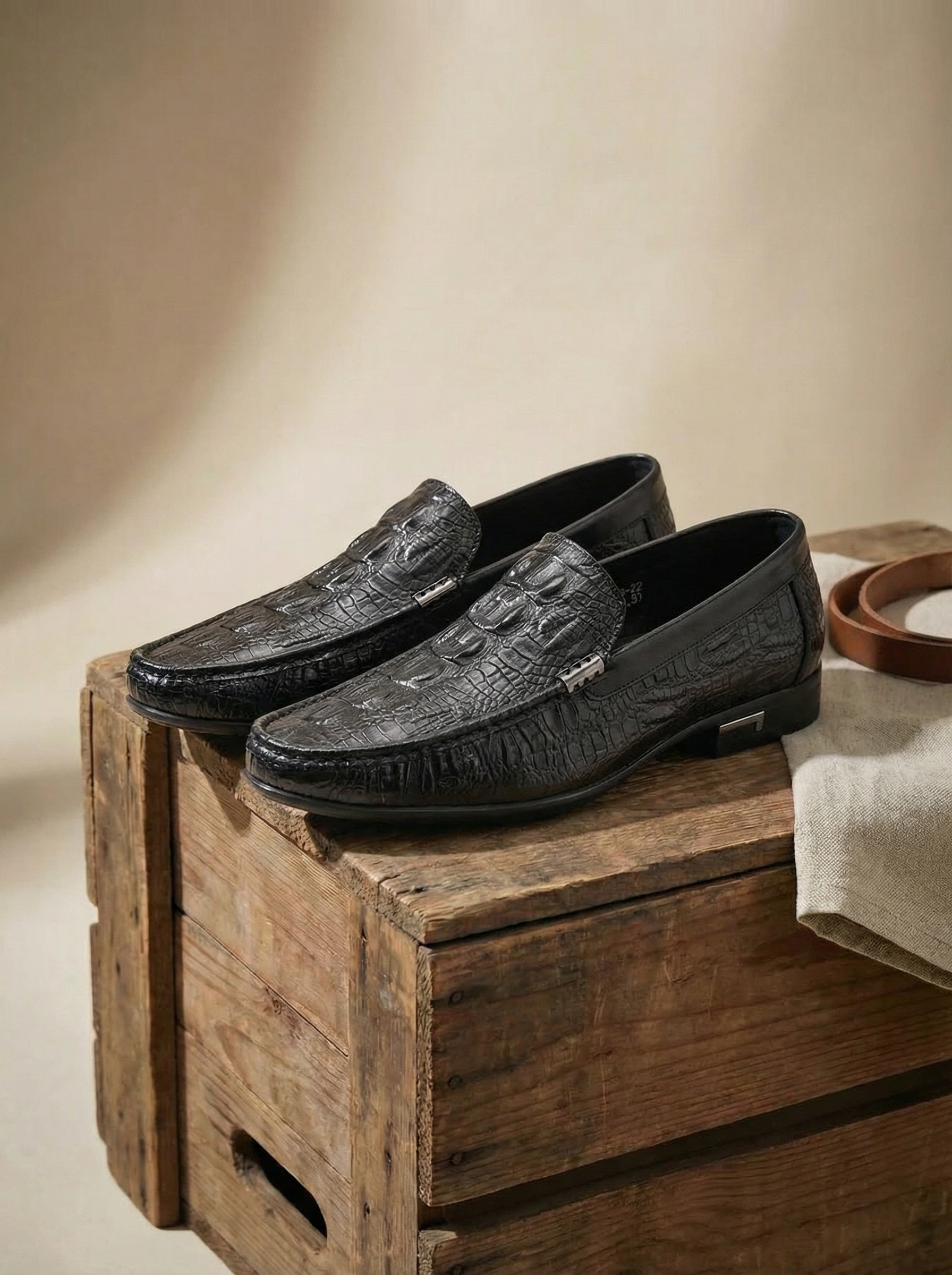 BRYZE | Leather Loafer